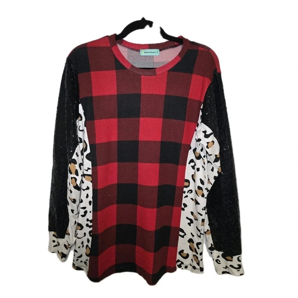 🟥 Sunshine & Rodeos Buffalo Plaid Leopard Sleeve Top S GUC 🎀‎ Cozy Trendy Mix